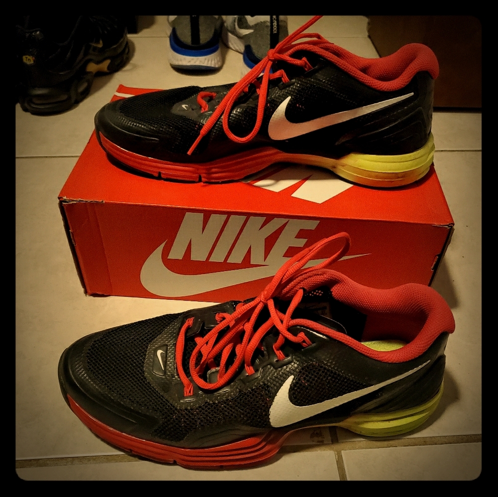 Nike TR1